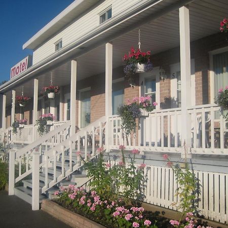 Motel Au Vieux Piloteux Rivière-du-Loup Exteriér fotografie